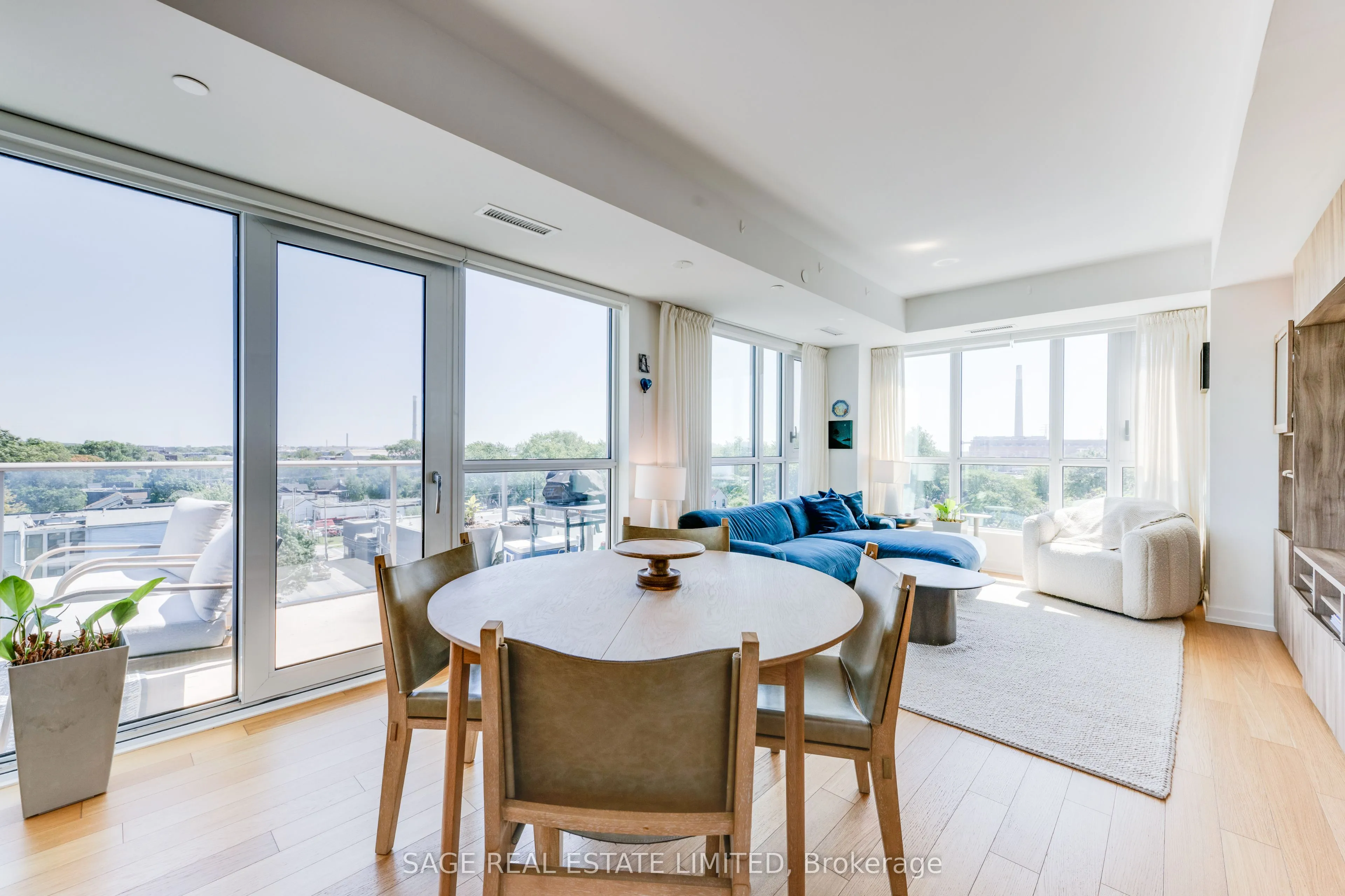 Property For Sale | E13709868