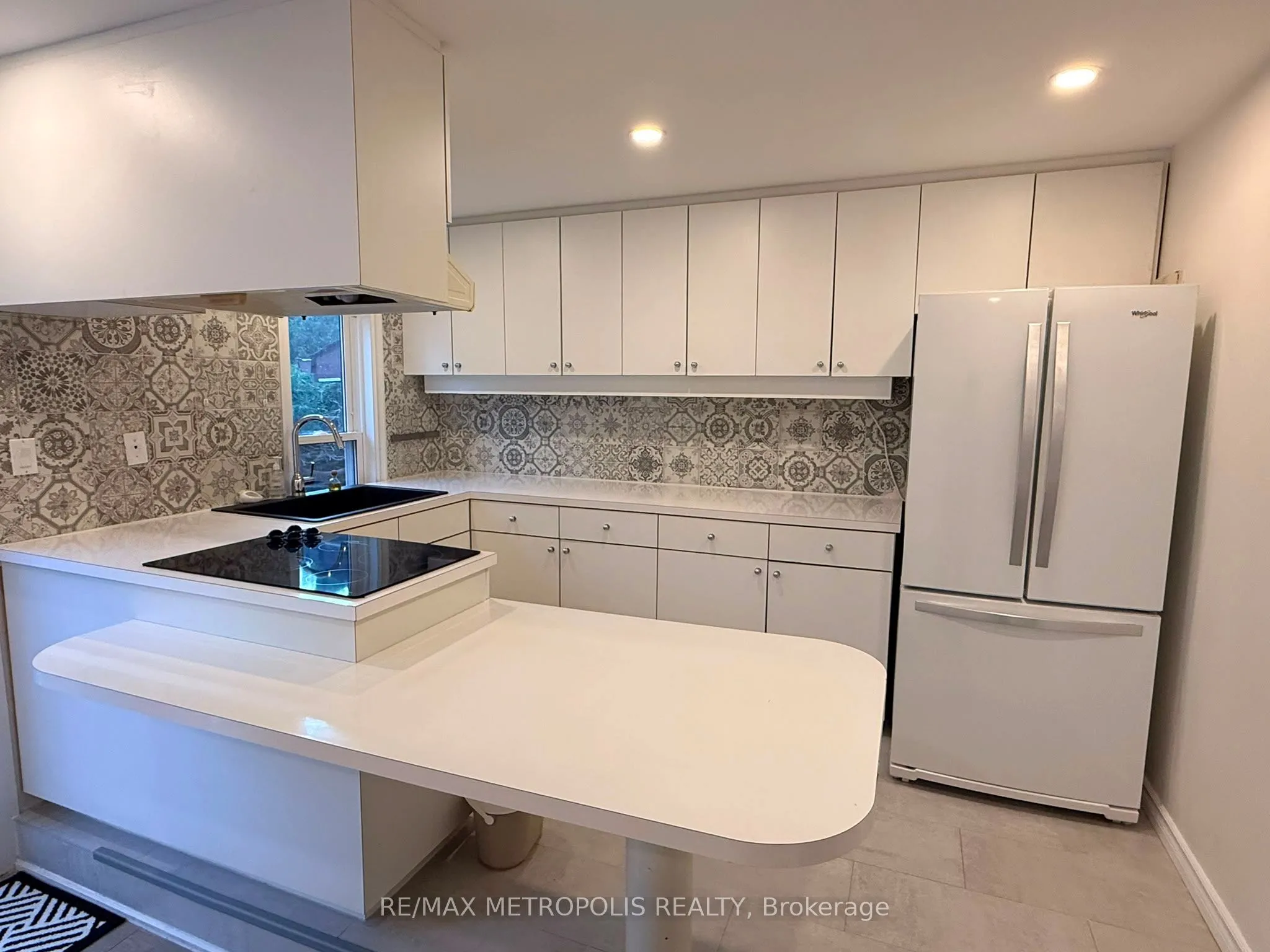 Property For Lease | E13711420