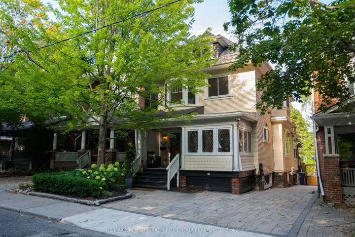 49 Lee Avenue, Toronto E02, ON M4E 2P1