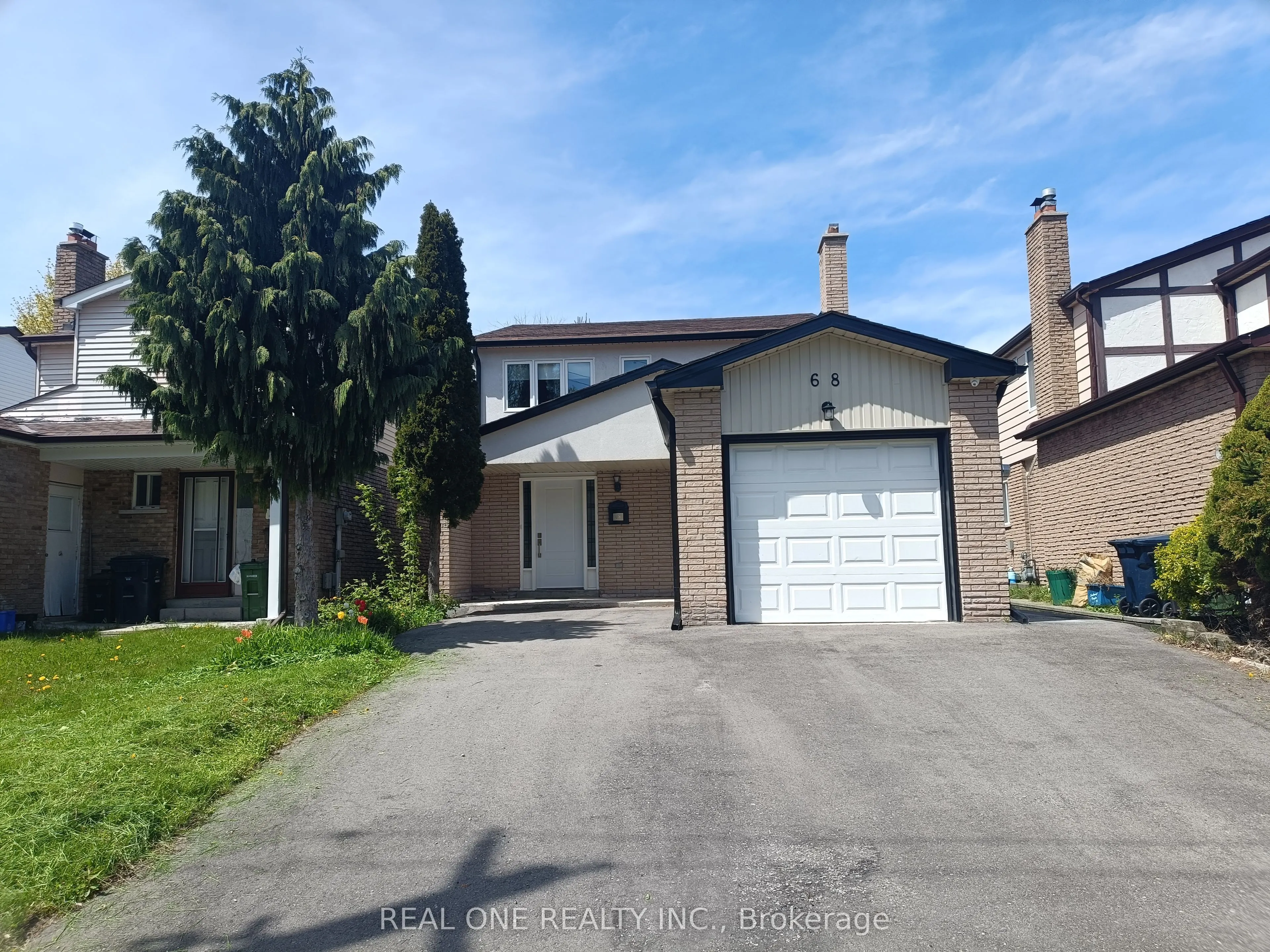 Detached Home For Lease | E13712224