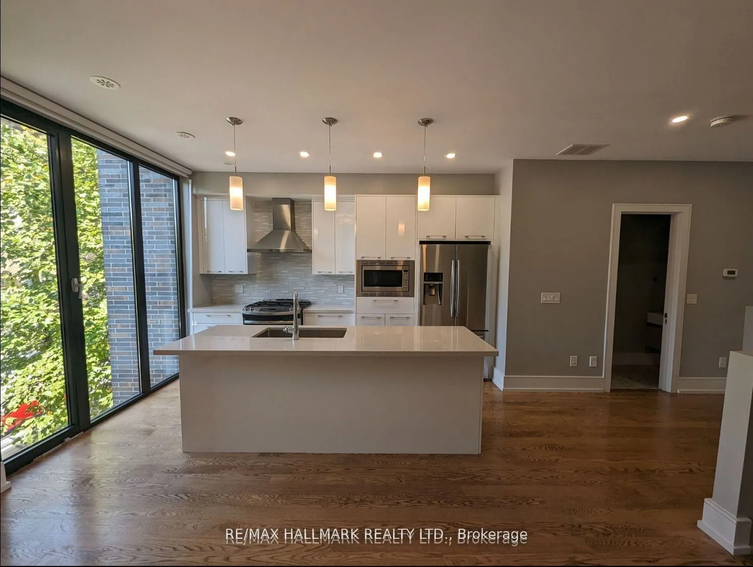 Property For Lease | E13715276