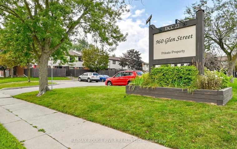 960 Glen Street, Oshawa, ON L1J 6E8