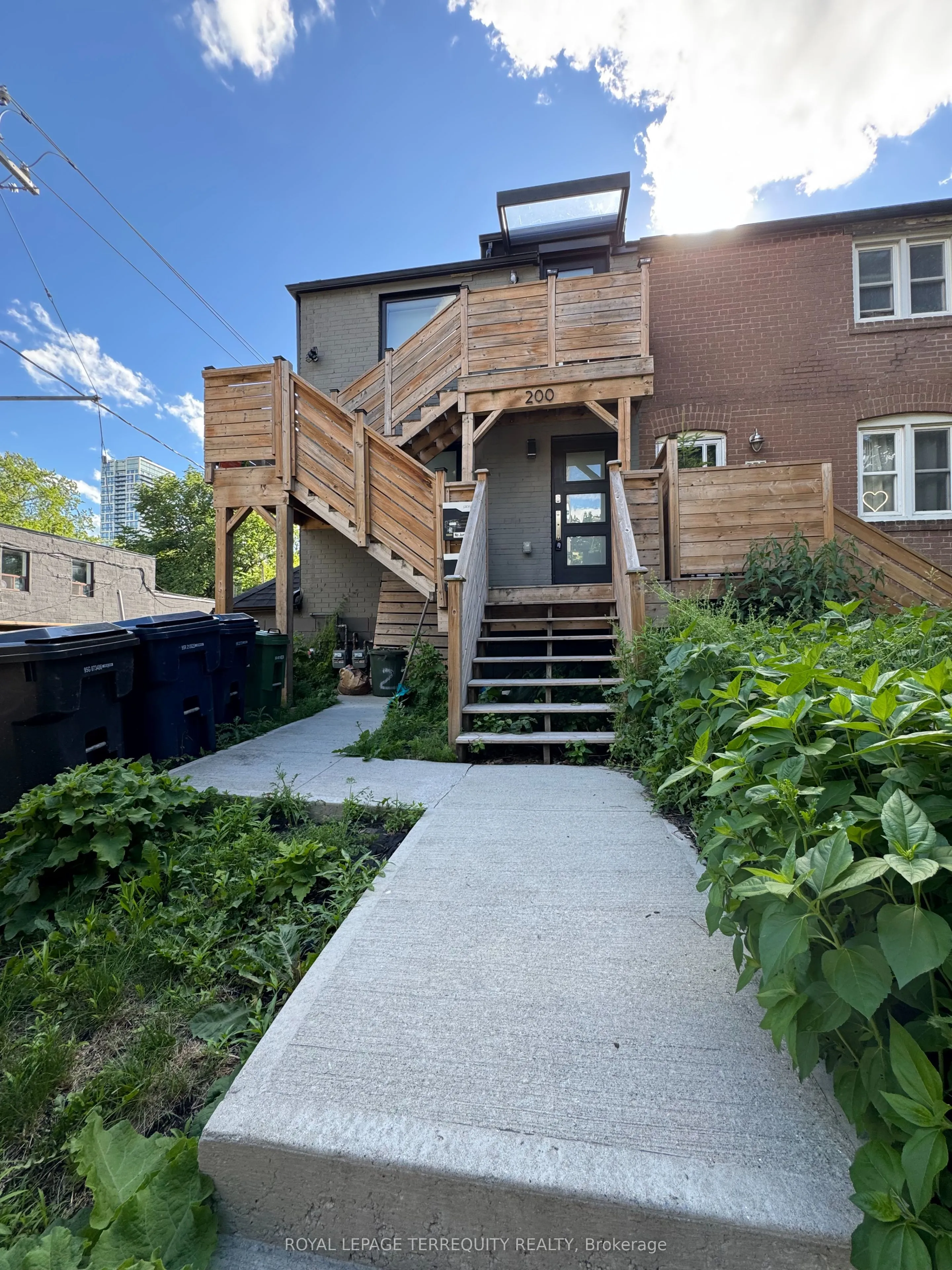 Duplex For Lease | E13721534