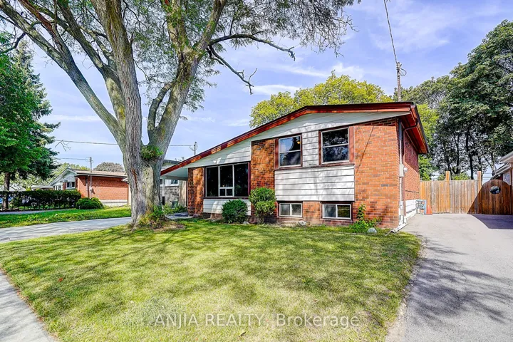 115 Portsdown Road, Toronto E04, ON M1P 1V4