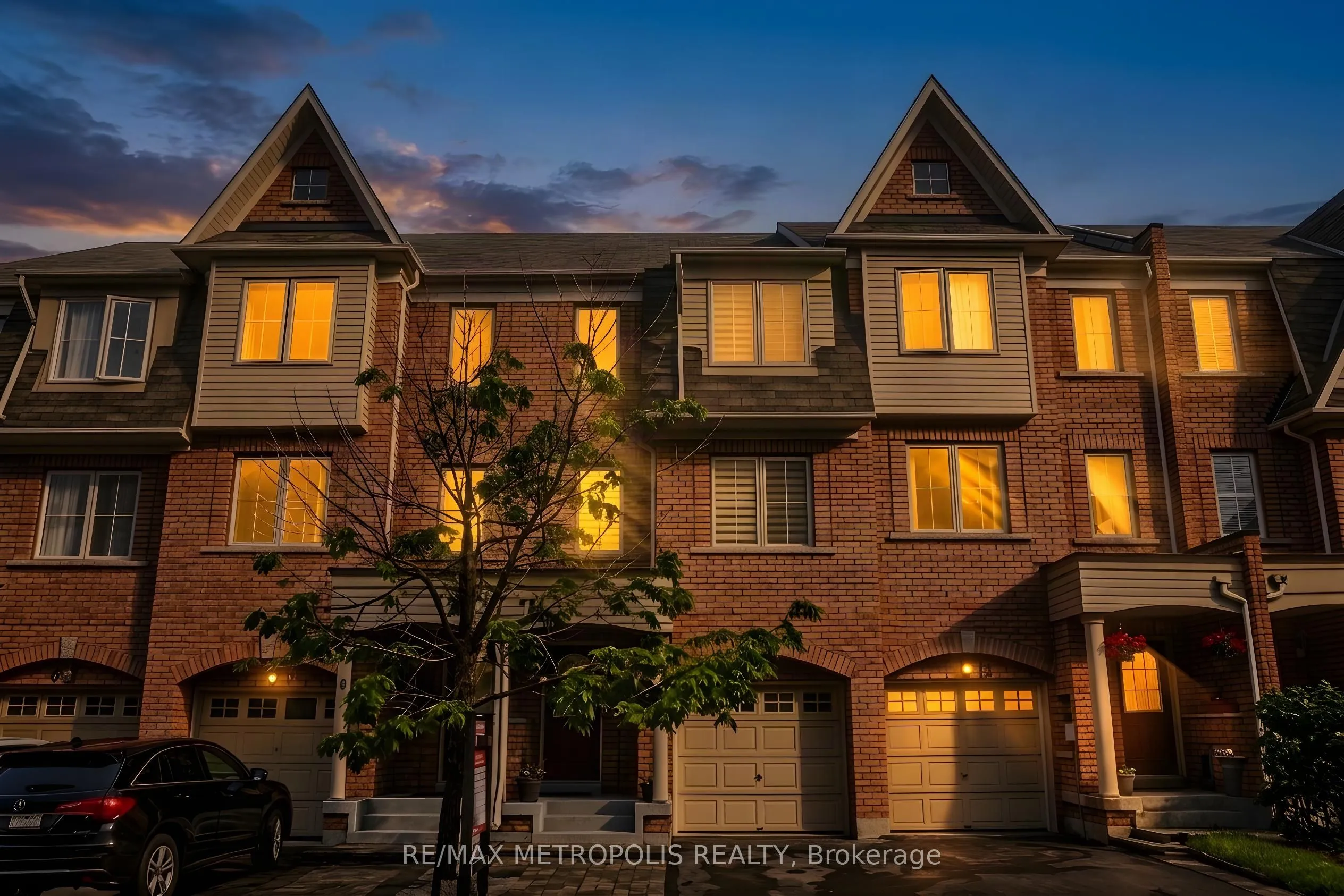 Property For Lease | E13722776