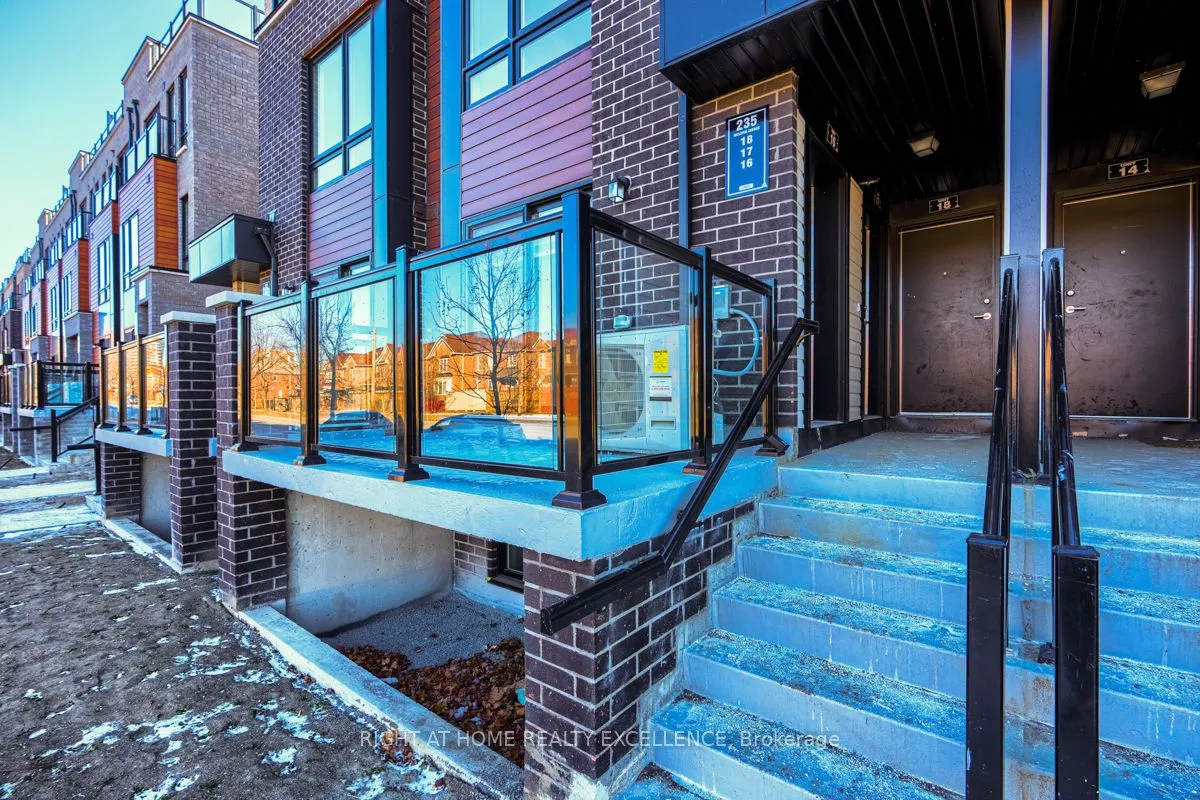 Property For Lease | E13724116