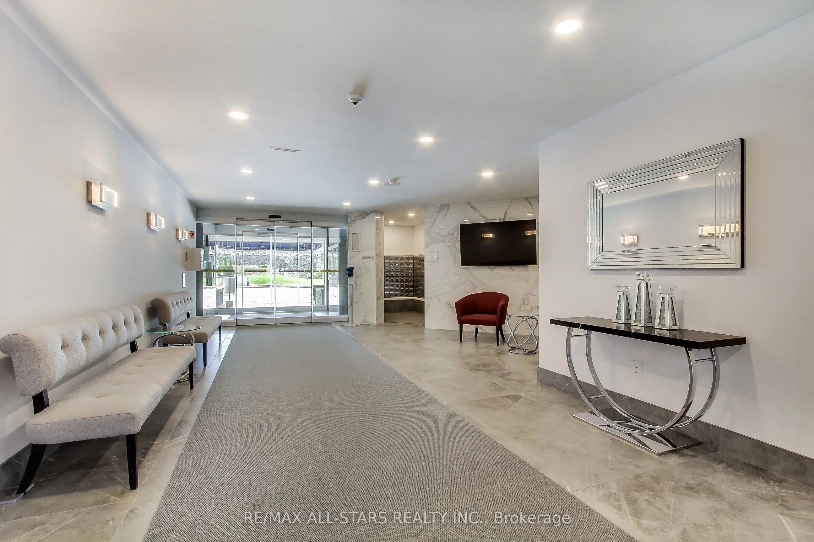 Property For Lease | E13726048