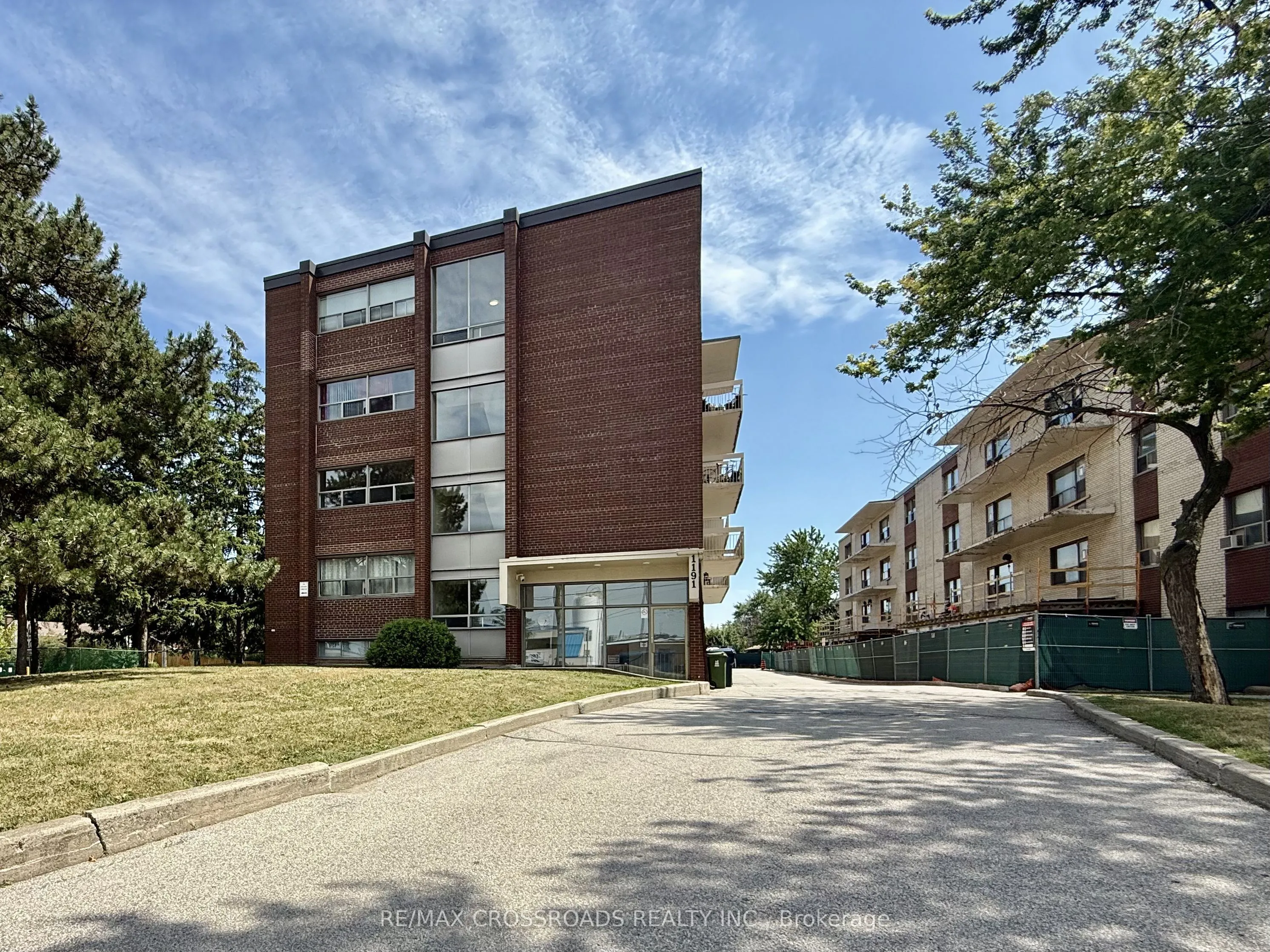 Property For Lease | E13728332