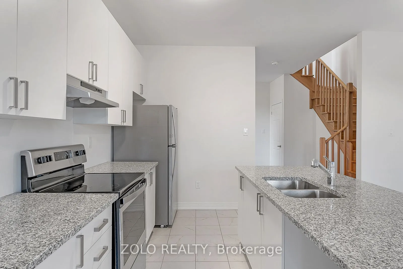 Detached Home For Lease | E13729332