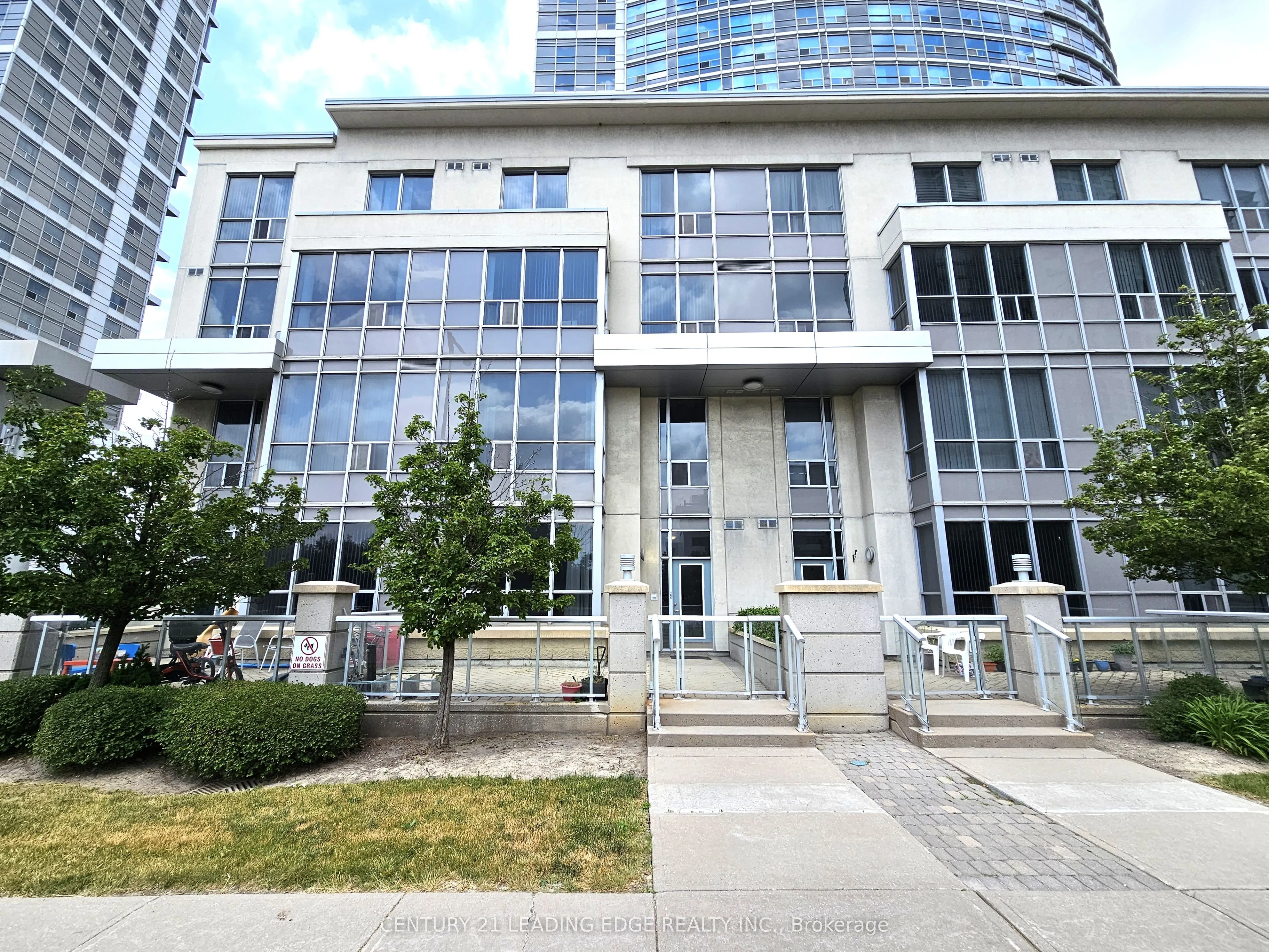 Property For Lease | E13730598