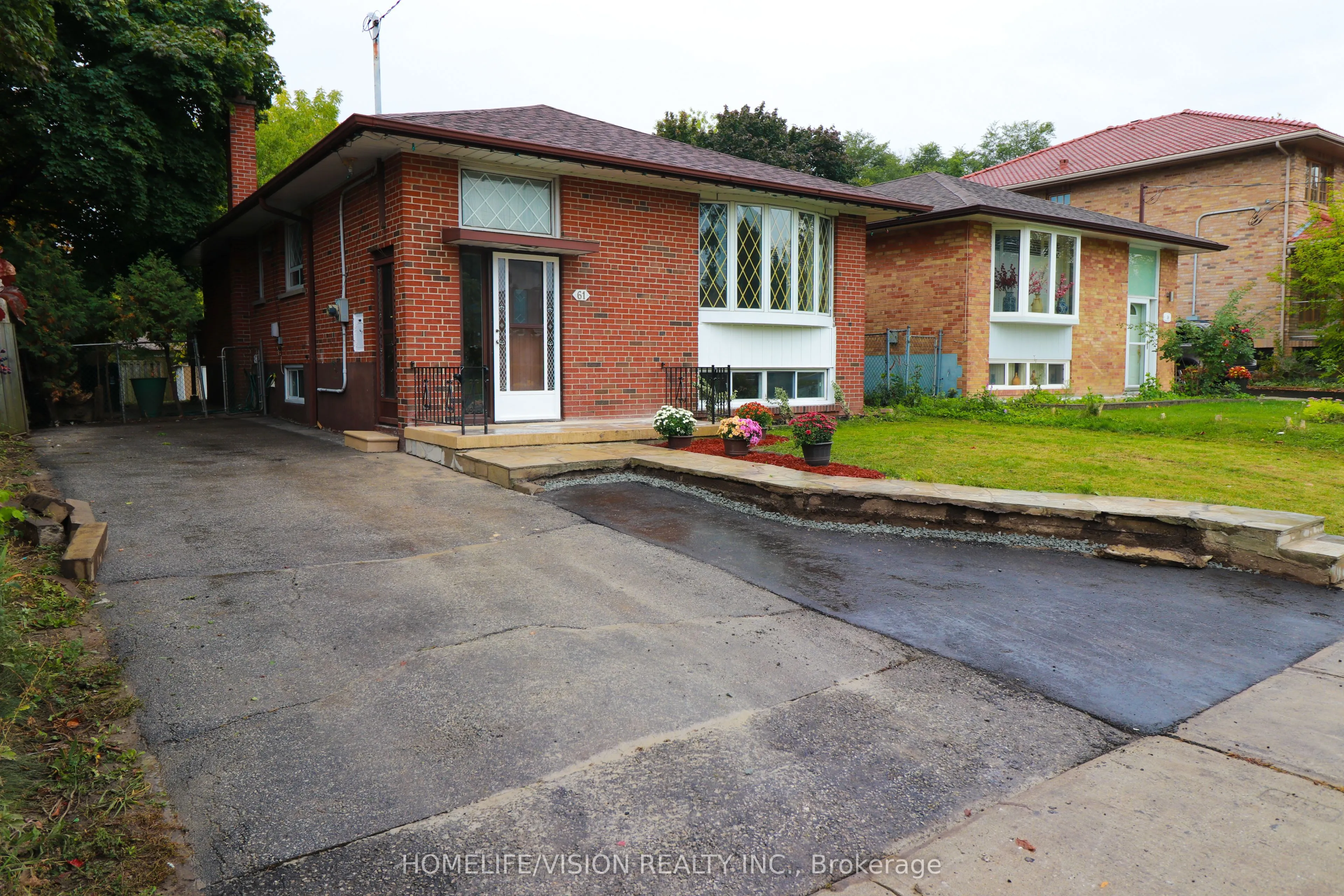 Detached Home For Sale | E13732472