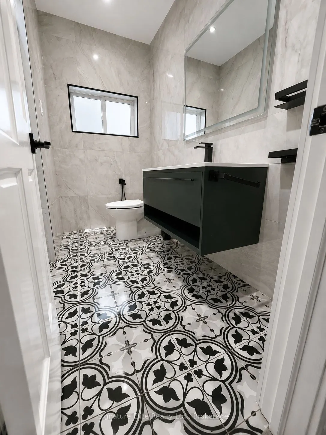 Detached Home For Lease | E13733550