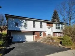 Detached Home For Lease | E13735078