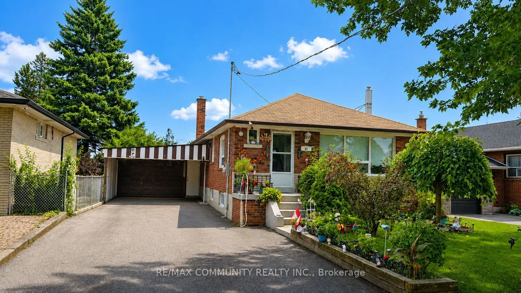 Detached Home For Lease | E13736038