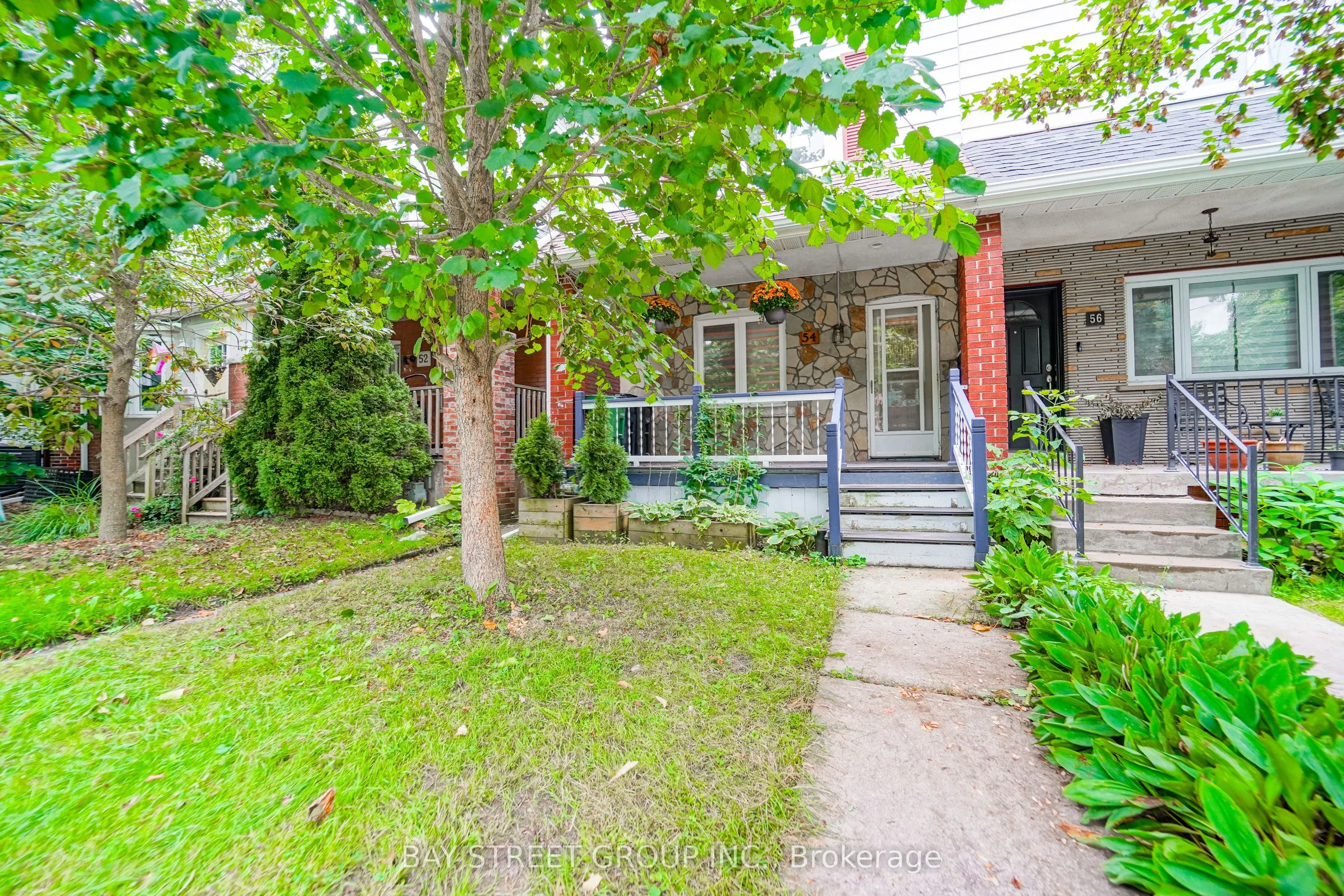 Semi-Detached Home For Sale | E13736996