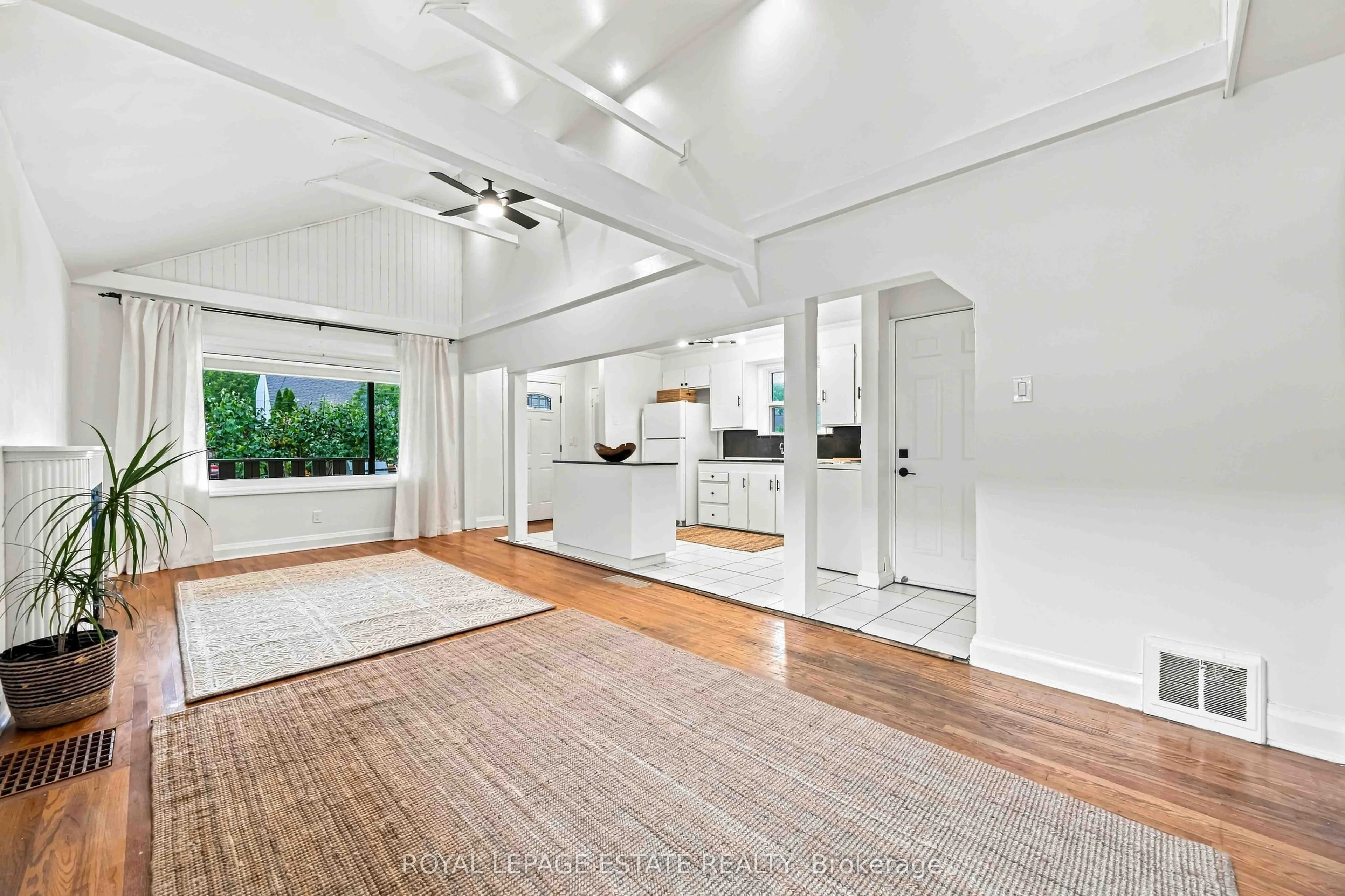 Detached Home For Lease | E13737996