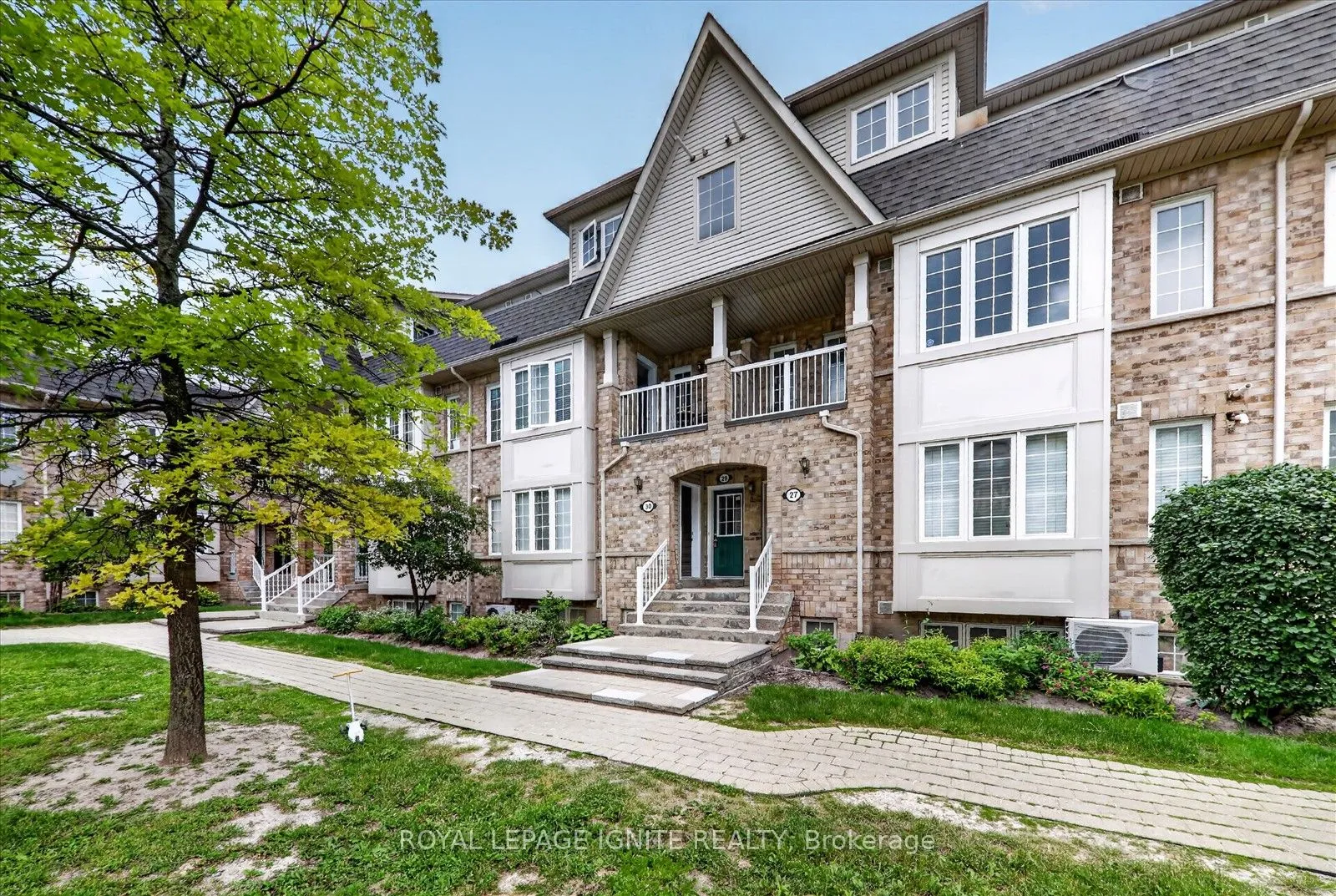 Property For Lease | E13738124