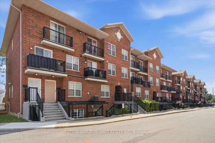 25 Strangford Lane, Toronto E04, ON M1L 0E5