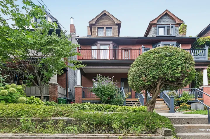 32 Dingwall E Avenue, Toronto E01, ON M4J 1C3