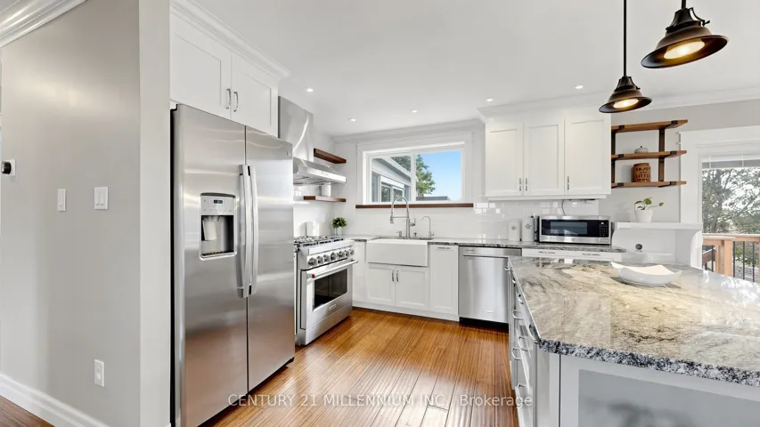 938 Greenwood Crescent, Whitby, ON L1N 1C8