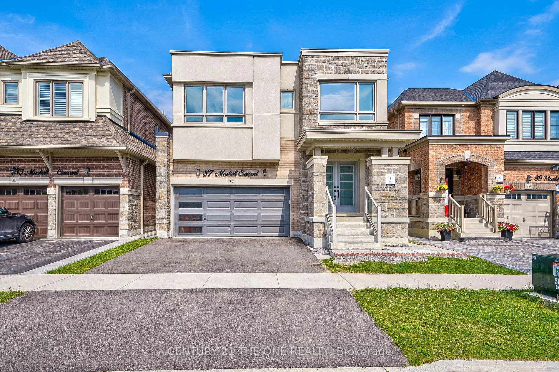 Detached Home For Sale | E9043833