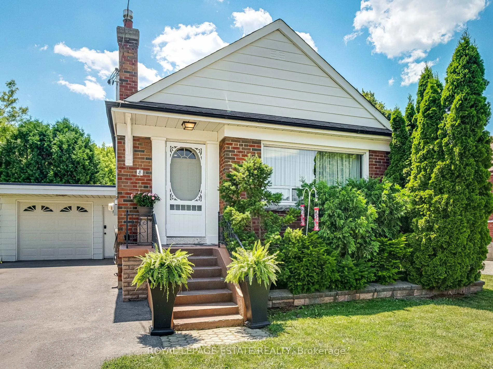 Detached Home For Sale | E9050641