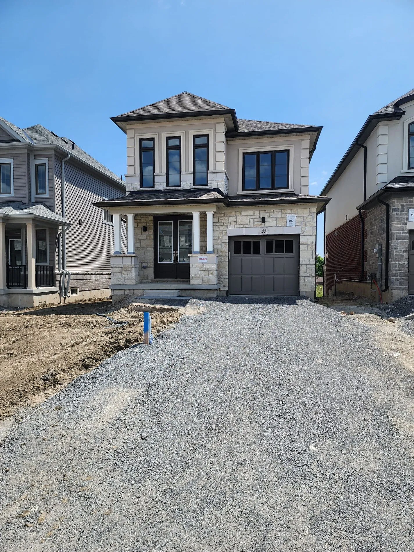 Detached Home For Lease | E9056430