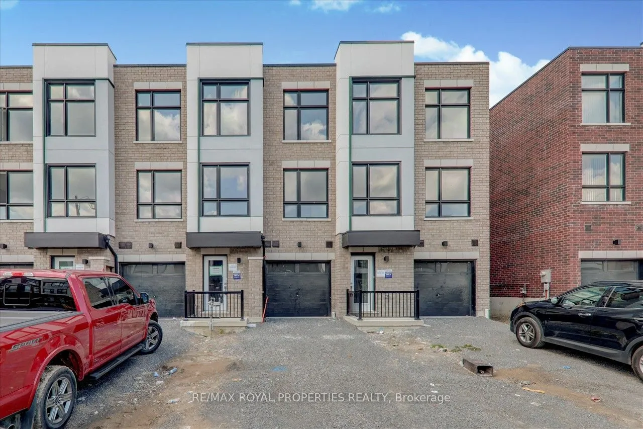 Condo Townhouse For Sale | E9229748