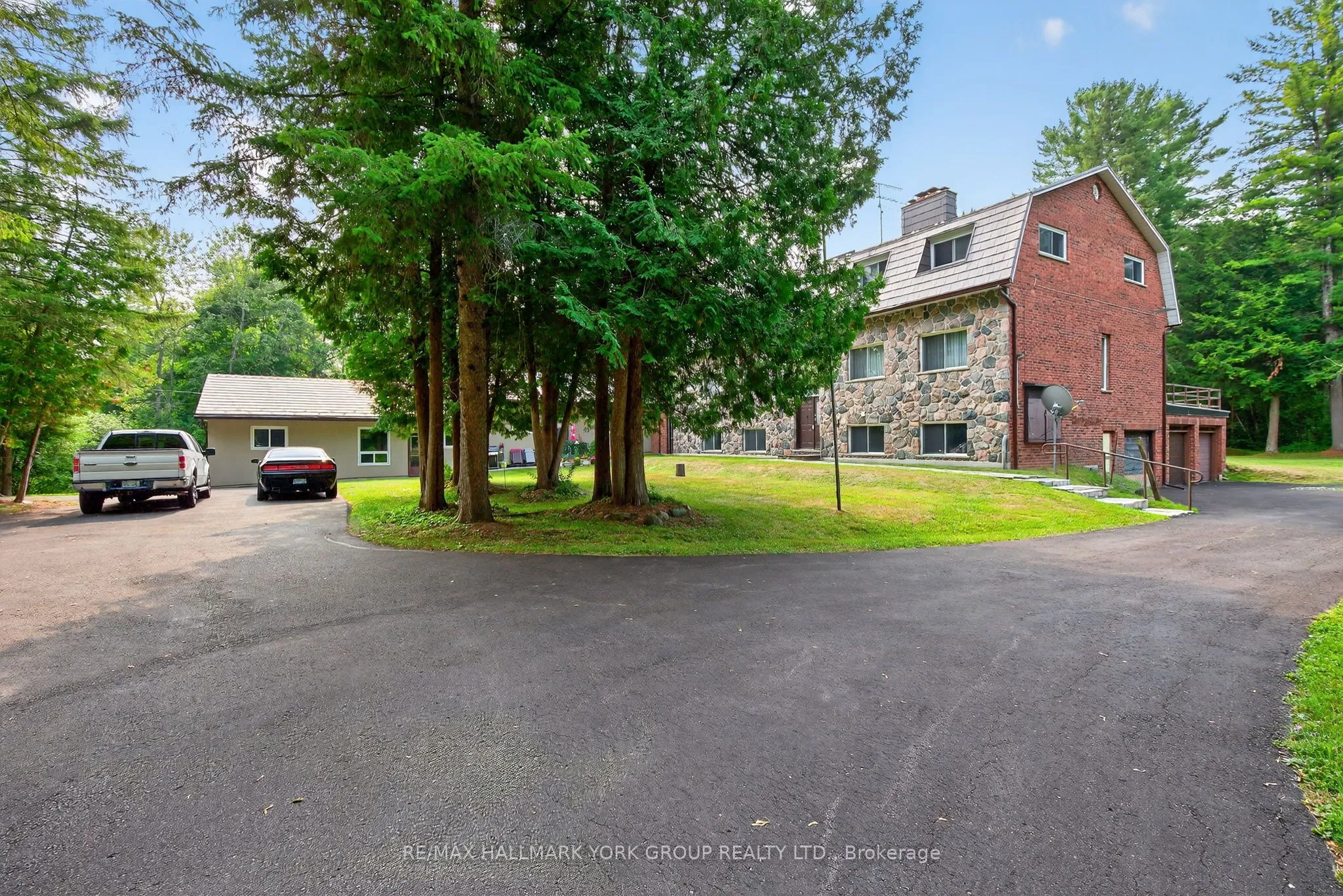 Link Property For Sale | N12338408