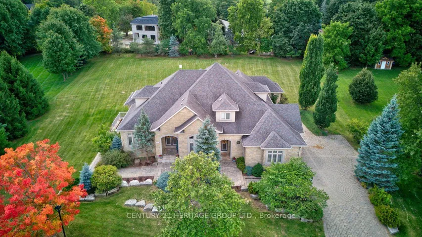 12  Prince Adam  Court, King, ON L7B 1M1