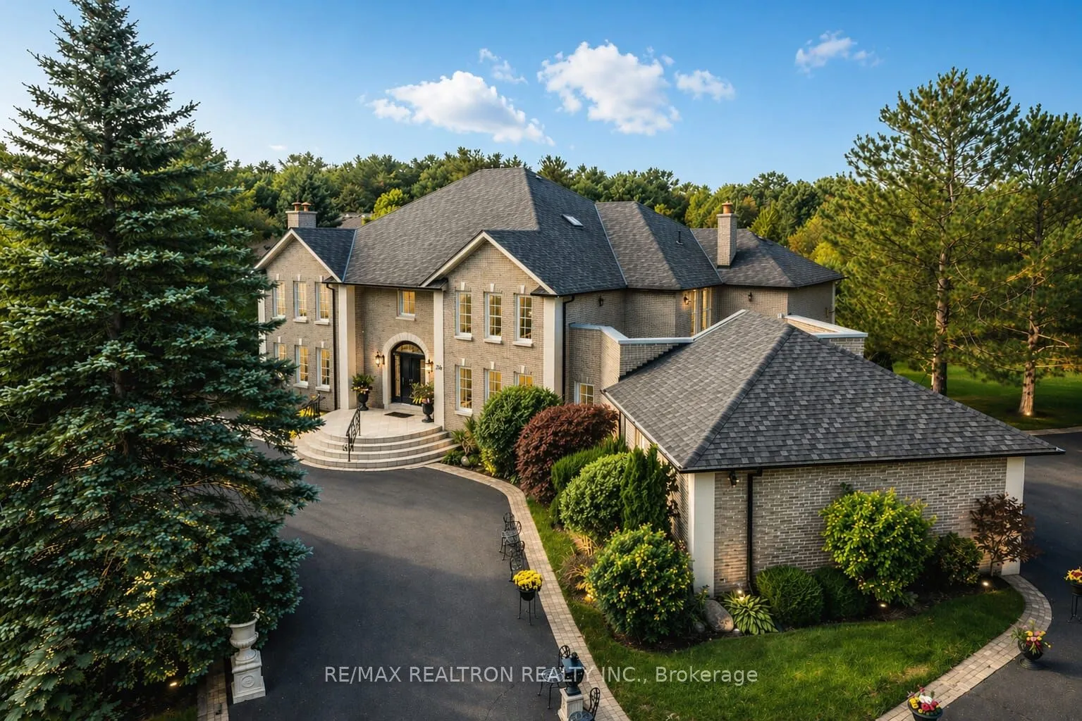 Detached Home For Sale | N12423338