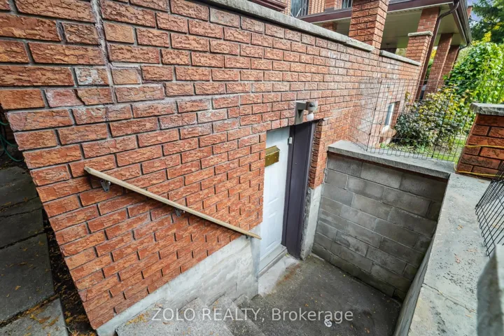 Bsmt sep entrance