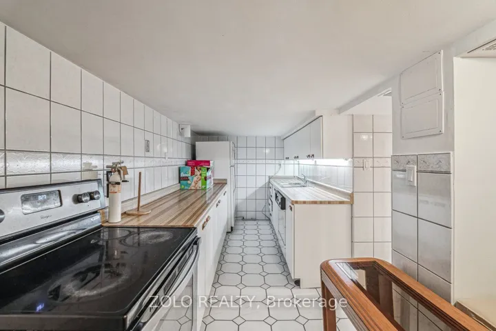 Bsmt 1 br kitchen