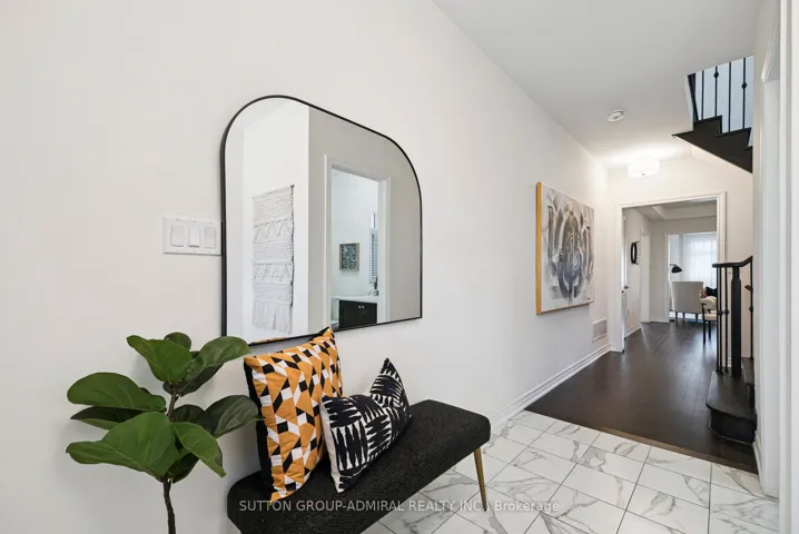 15  John Smith  Street, East Gwillimbury, ON L9N 0S7