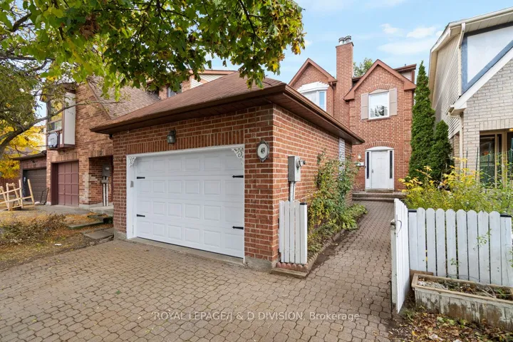 49  Esther  Crescent, Vaughan, ON L4J 3J8