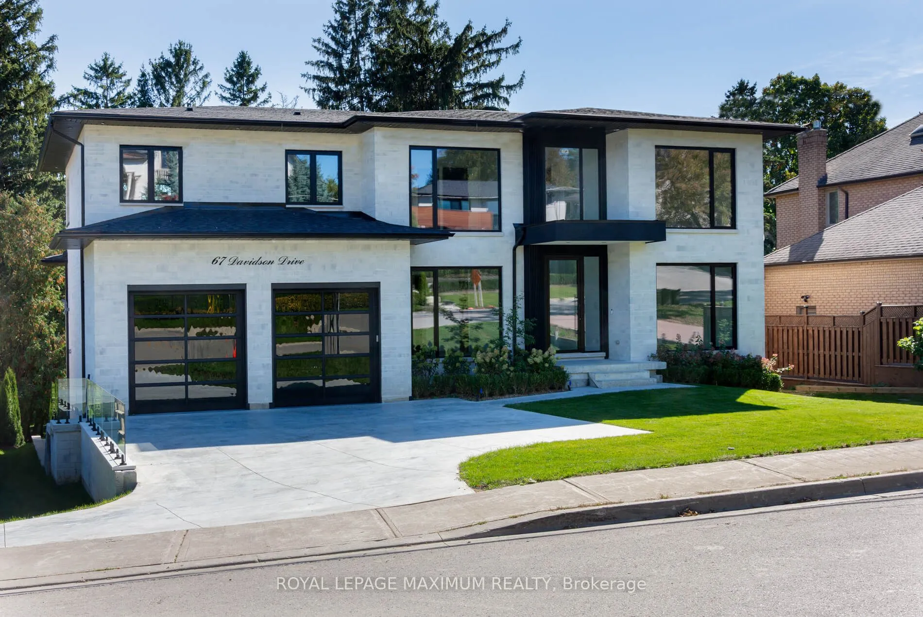 Detached Home For Sale | N12497962