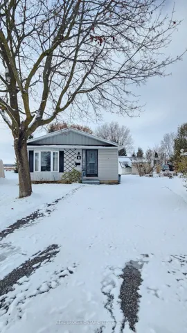 8  Maple Leaf  Terrace, Innisfil, ON L0L 1L0