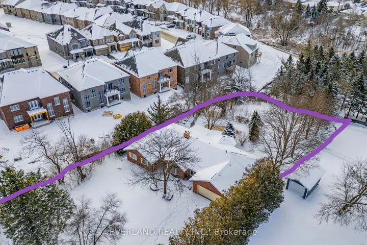 173  Thompson  Drive, East Gwillimbury, ON L9N 1E2