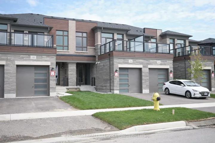 136  Adario  Crescent, Vaughan, ON L4H 4P7