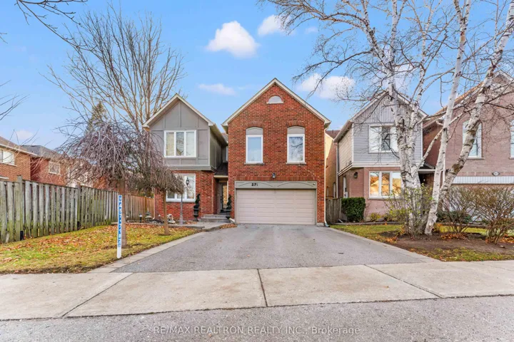 271  Rose Green  Drive, Vaughan, ON L4J 4S8