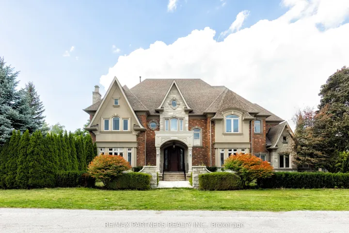 68  Maple Grove  Avenue, Richmond Hill, ON L4E 2X2
