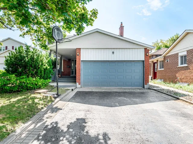 9  Eastman  Crescent, Newmarket, ON L3Y 5T9