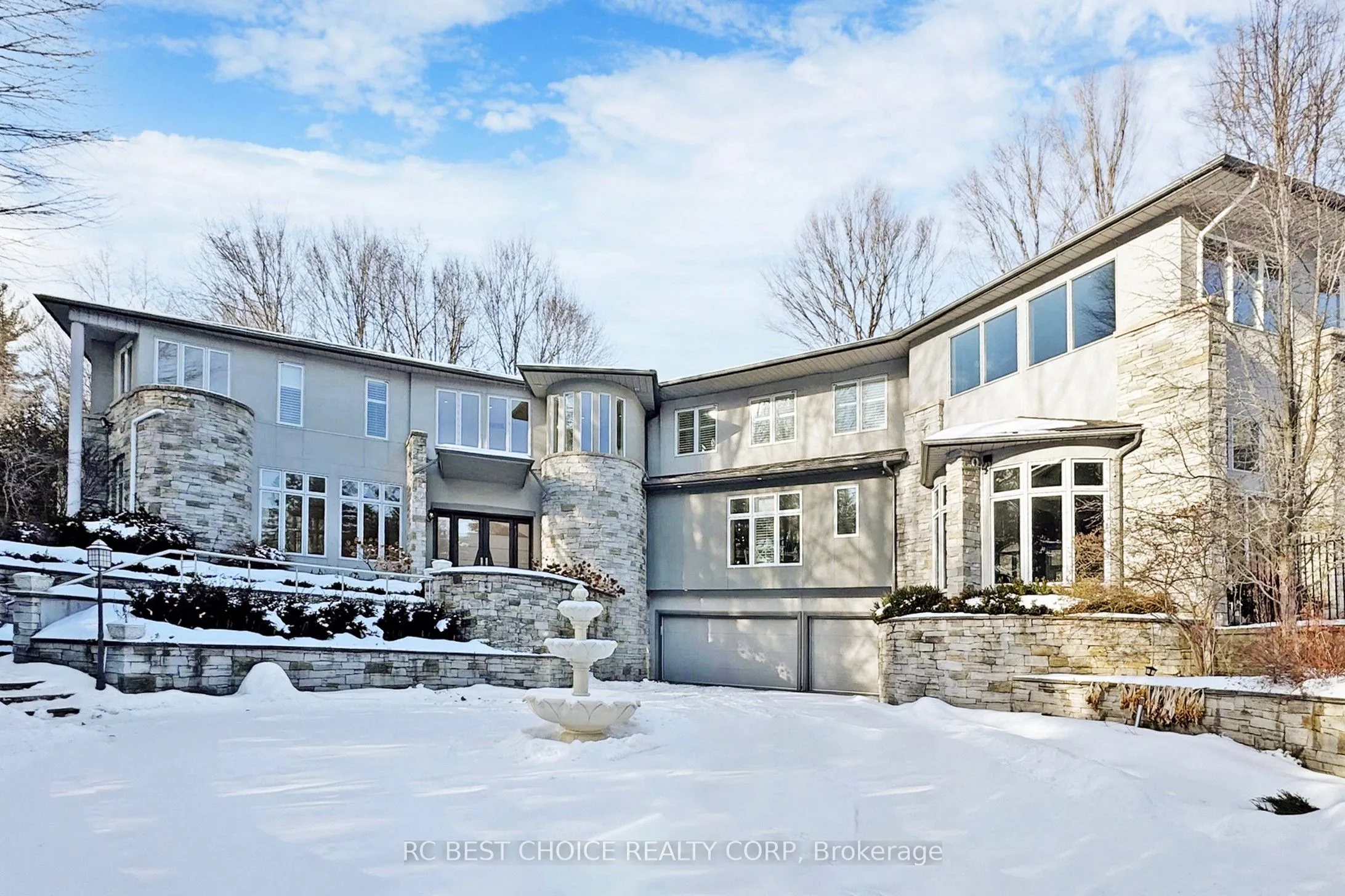 Detached Home For Sale | N12654158