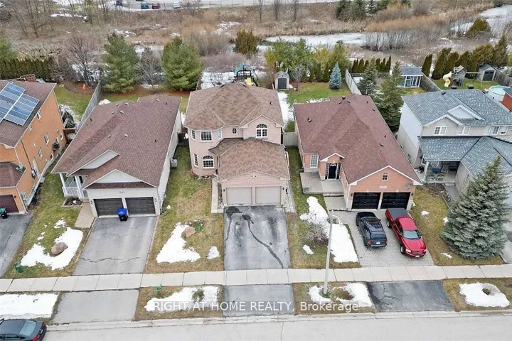 1269  Gina  Street, Innisfil, ON L9S 1T1