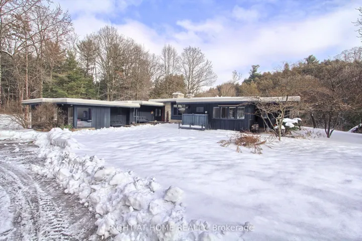 115  Valley  Road, Vaughan, ON L0J 1C0