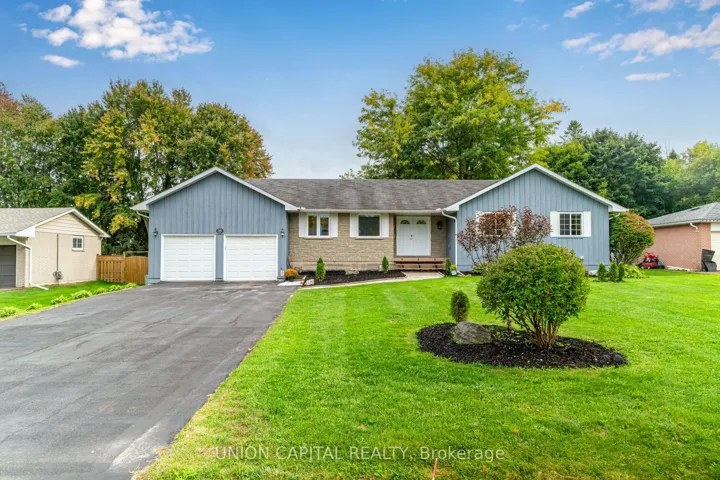 35  Jonathan  Street, Uxbridge, ON L9P 1B7