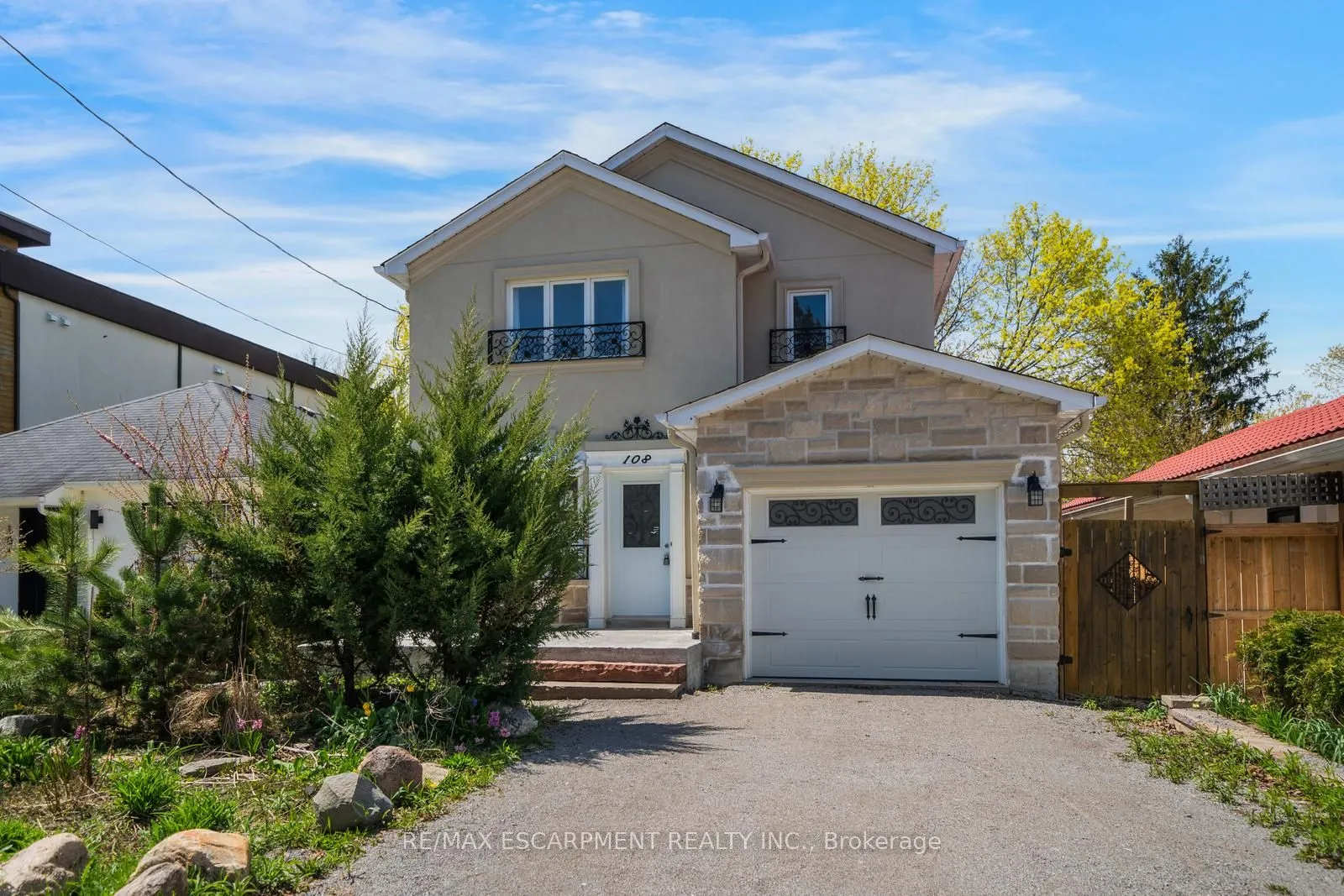 Detached Home For Sale | N12708384