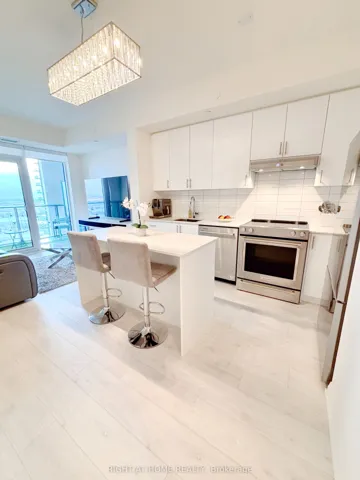 Open concept kitchen / dining
