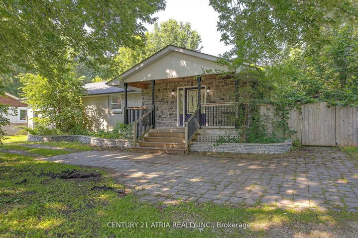 2070  St. Paul  Road, Innisfil, ON L9S 1V2