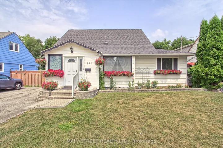 241  Andrew  Street, Newmarket, ON L3Y 1H1